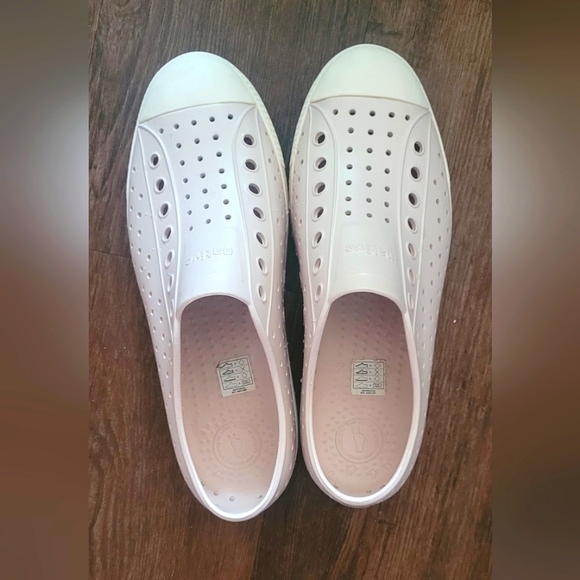 Native Jeffersons 11 - Picture 1 of 3